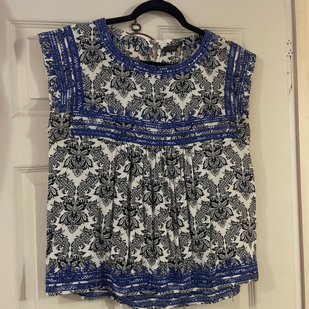 THML Black and White Floral Blouse